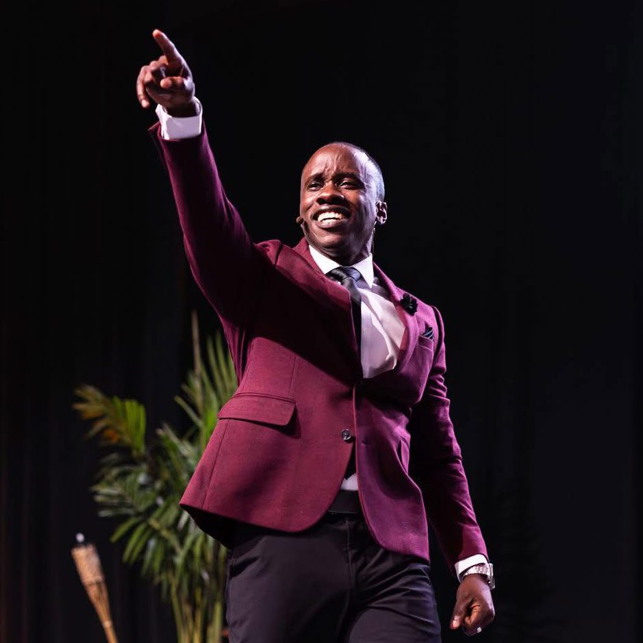 Leslie Samuel Emcee